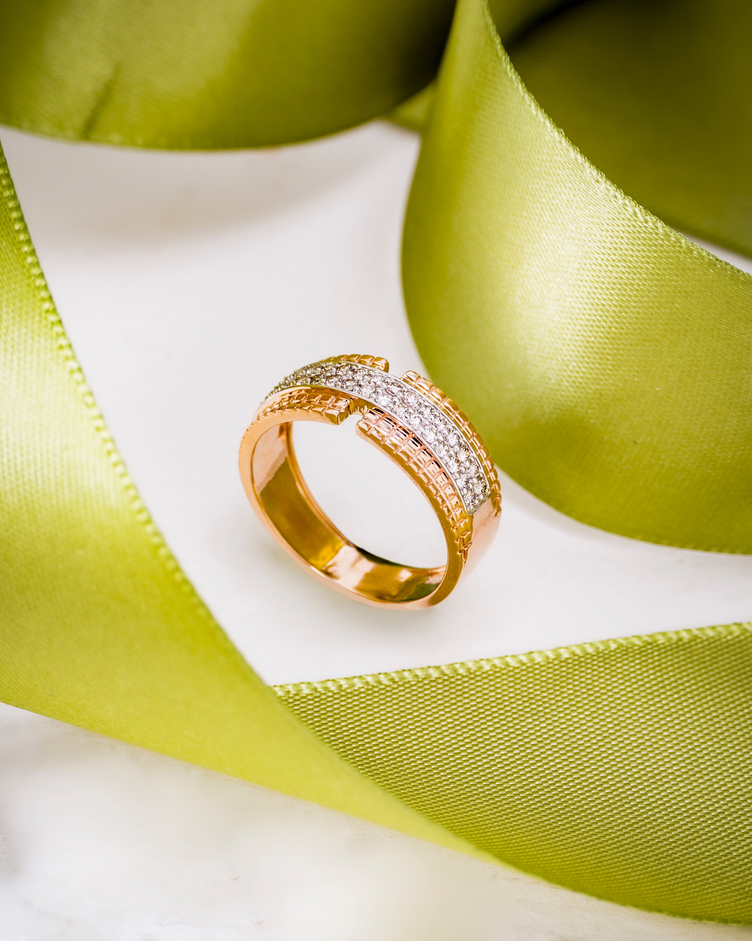 Horkios Gents Diamond Band